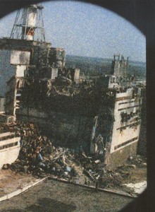 L C R 13 Réacteur  de Tchernobyl éventré