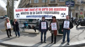 Les vigies devant le ministère de la santé – Paris – Mars 2013